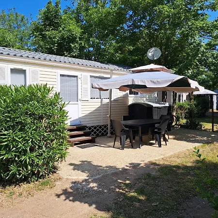 Mobil-home Climatise A Oleron Holiday home