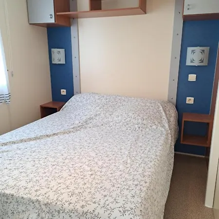 Mobil-home Climatise A Oleron Holiday home *